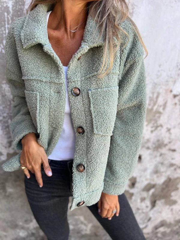 Alma -  Chaqueta corta de lana con solapas